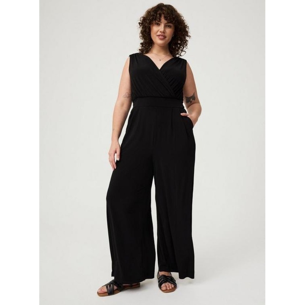 Torrid Black Surplice V-Neck Wide Leg Jumpsuit Sleeveless Plus Size 3 3X